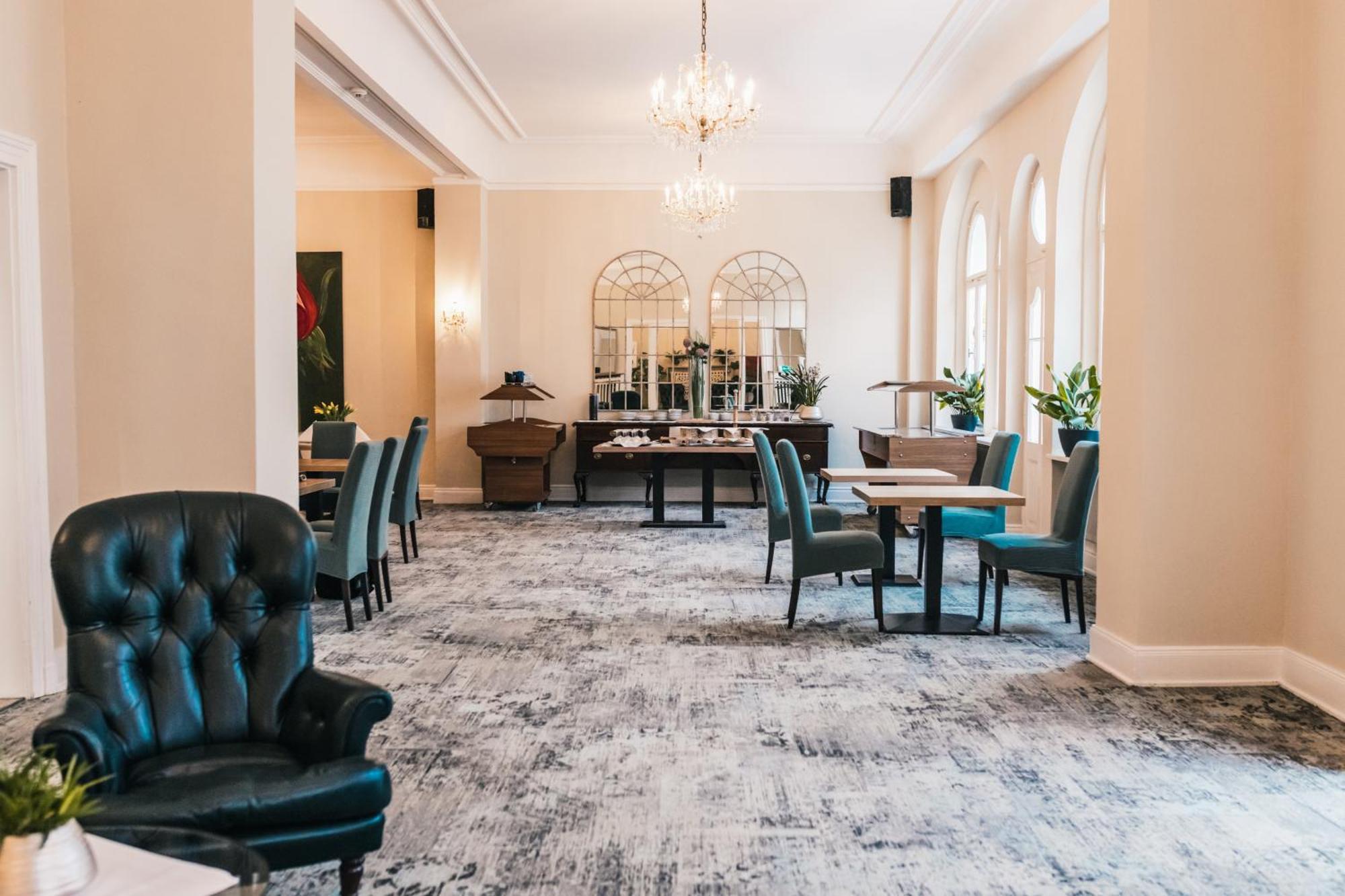 Kurhotel Quellenhof 바트베르트리흐 외부 사진